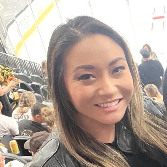 Meet your Posher, Deborah - Picture 1 of 1